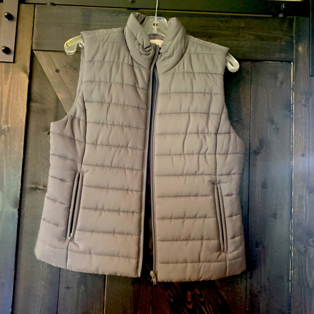 Loft puffy vest